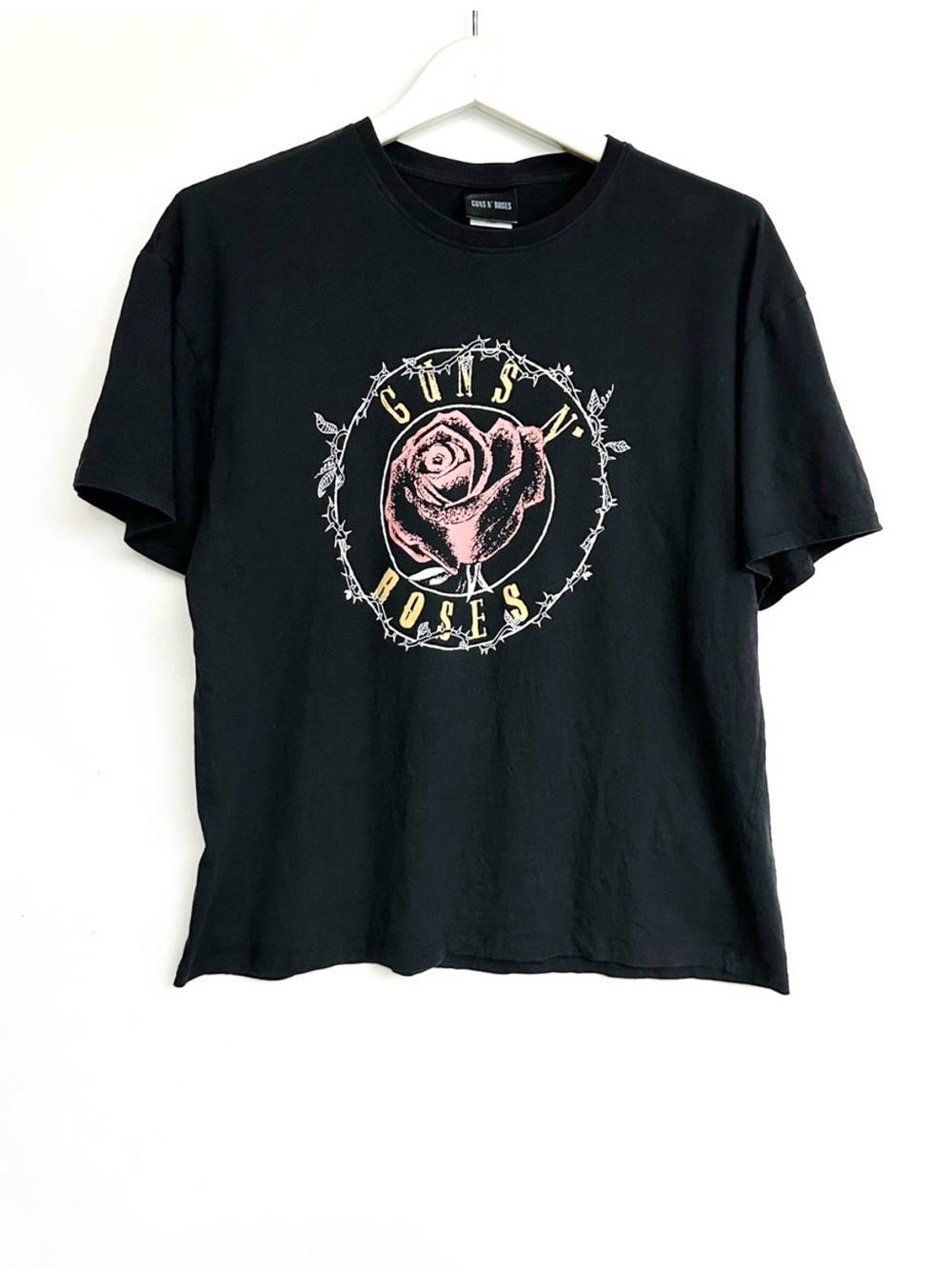 Guns N' Roses Black Graphic Band Tee - Rose Print